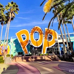 2023-wdw-atmo-disneys-pop-century-resort-hotel-lobby-entrance-700x441.webp