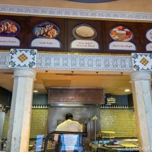 2025-wdw-epcot-world-showcase-morocco-tangierine-cafe-atmo-700x525.webp